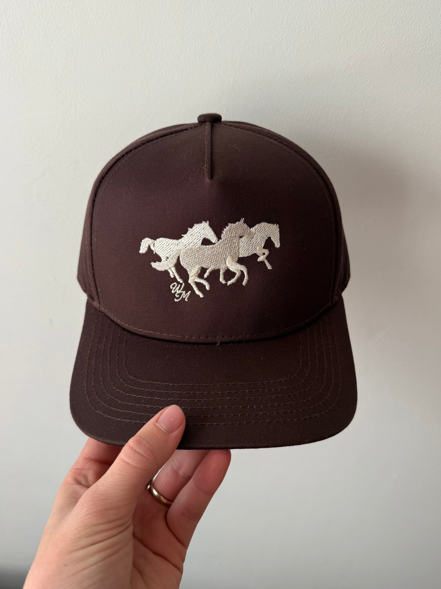 Wild Horses Hat (Brown)