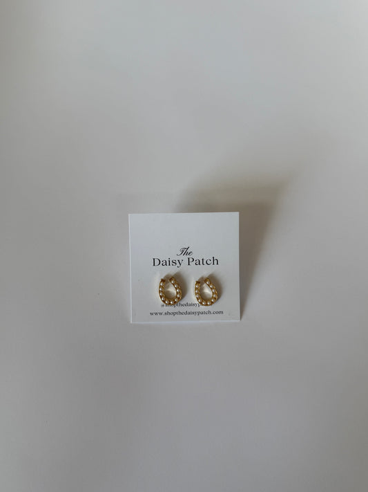 Horseshoe Pearl Earrings