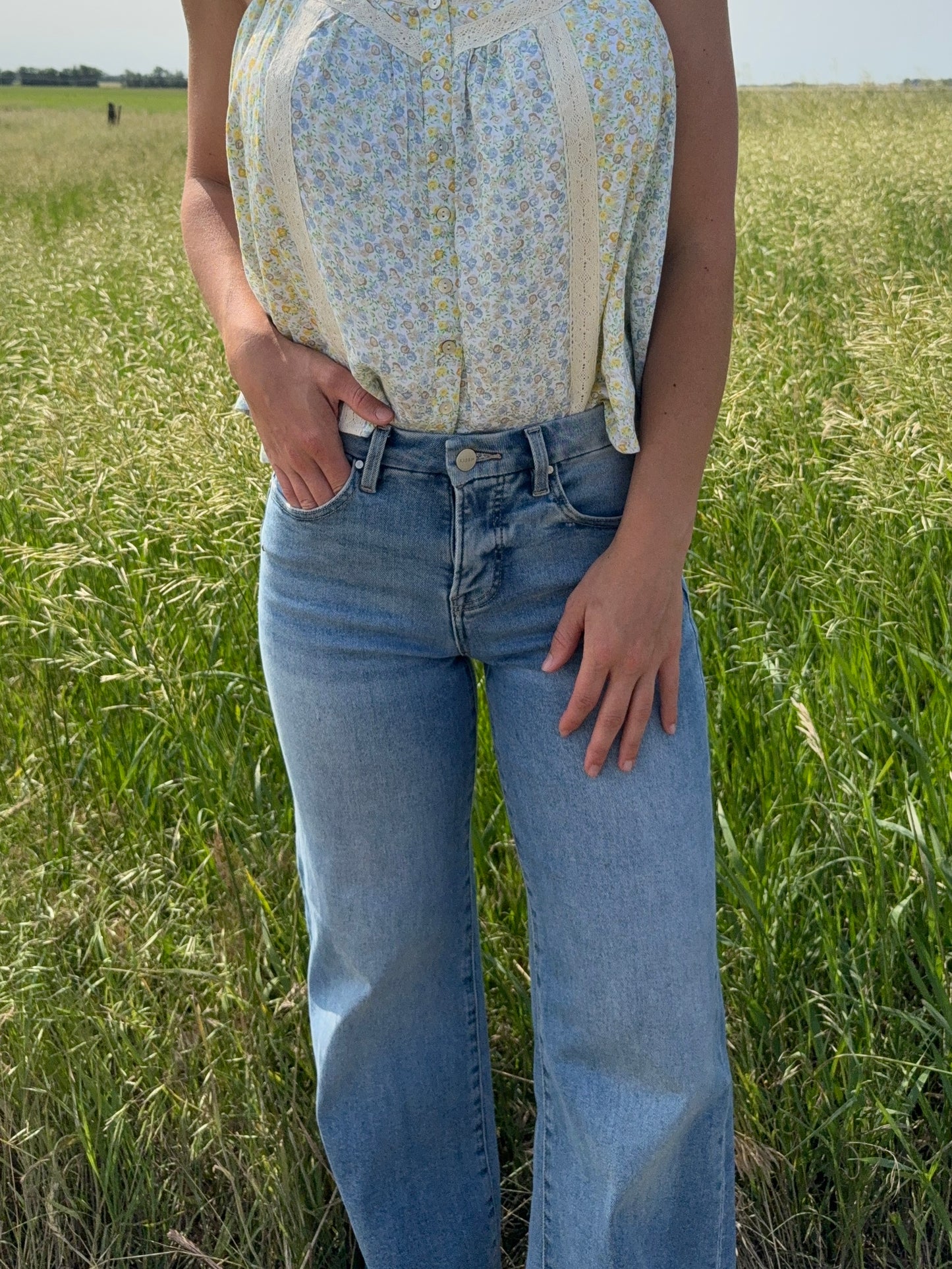 Willow Mid Rise Wide Leg Jeans